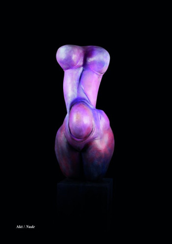 Masicka-Grygorczuk Bogumiła, AKT, drewno polichromowanw, wys.72x24x24cm 6000,0
